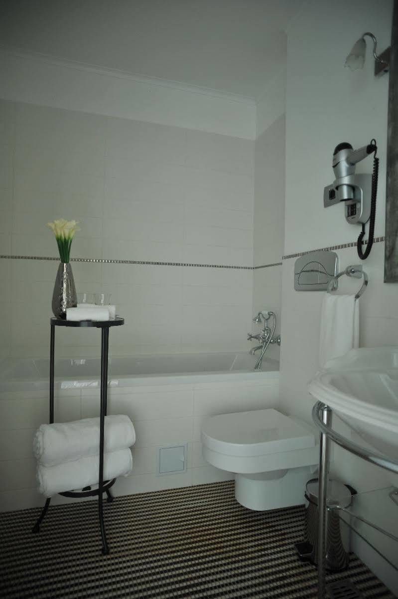 Hotel Boutique Vila Arte Bukarest Exteriör bild